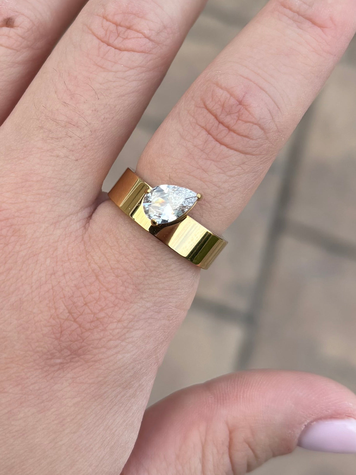 Vazia Ring